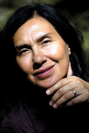 Mina Azarian in Sjätte juni