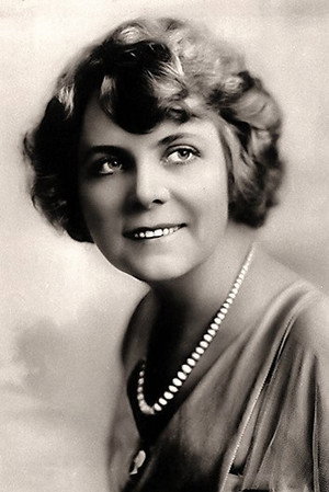 Kathlyn Williams in The Adventures of Kathlyn
