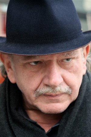 Jean-Louis Comolli in Alphaville