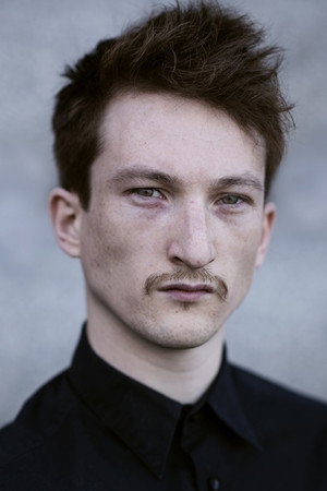 Rémy Adriaens in Flush