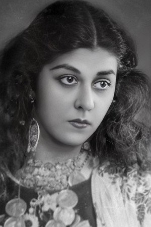 Lyalya Chyornaya in The Gypsy Camp Vanishes Into the Blue