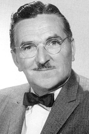 Howard McNear in Affair in Reno