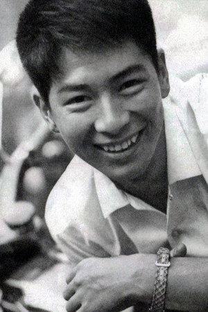 Yōsuke Natsuki in Eyes, the Sea and a Ball