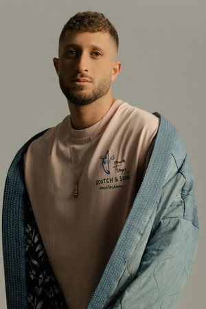 Ben Zini in Just sing!