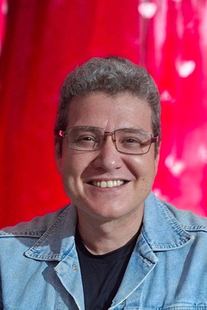 Alexandre Britto in Drinks Desejos Desvios