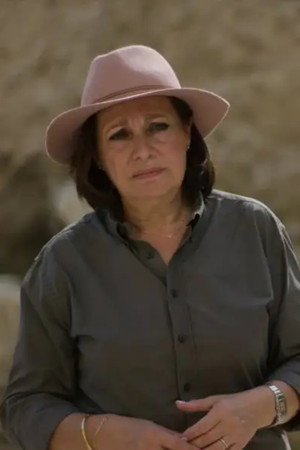 Calliope Limneos-Papakosta in The Lost Tomb of Alexander the Great