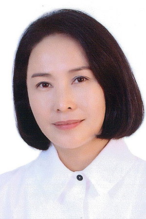 May Chin in The Wedding Banquet