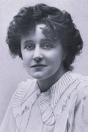 Eva Moore in The Old Dark House