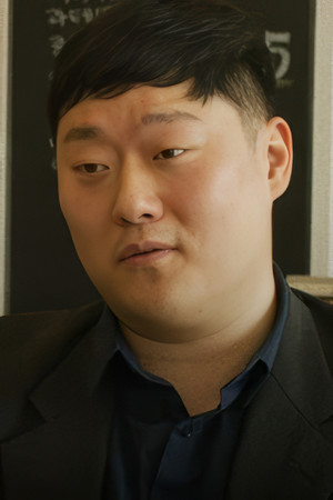 Hong Ji-seok in .avi