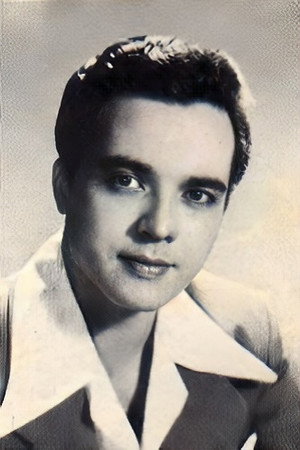 Mario Montenegro in Four Aces