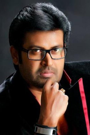 Manoj K Jayan in Vilakkumaram