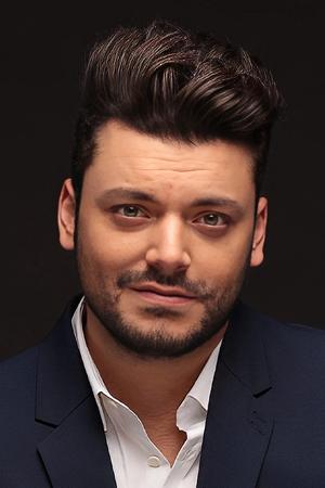 Kev Adams in Purplemind