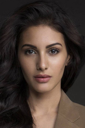 Amyra Dastur in Rajma Chawal