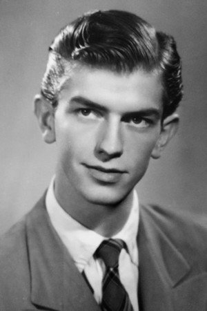 Quintín Bulnes in Frankenstein, the Vampire and Company