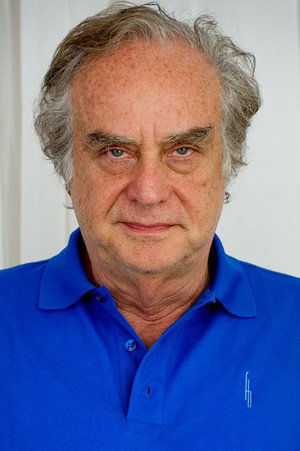 Arnaldo Jabor in Glauber Rocha em Defesa do Cinema Brasileiro