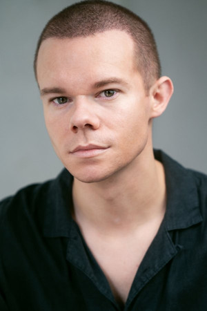 Tom Davis in Make It Look Real