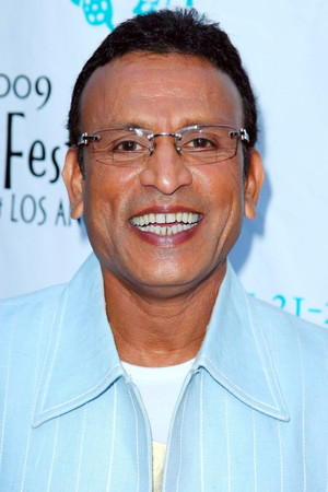 Annu Kapoor in Sab Moh Maaya Hai