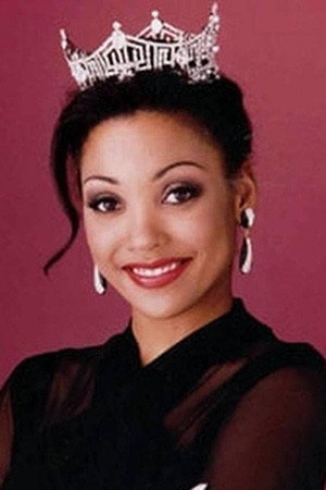 Kimberly Clarice Aiken in American Royalty