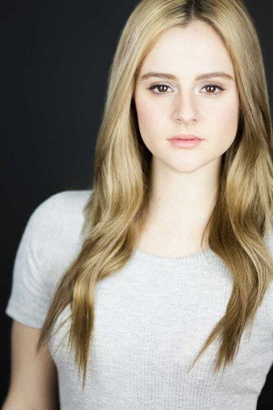 Larissa Albuquerque in Girl in Room 13