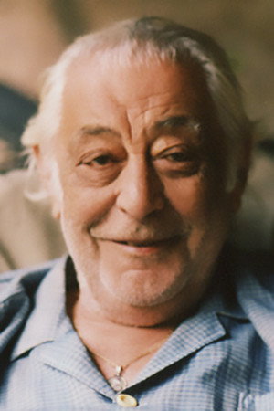 Oscar Alegre in Everybody Has a Plan