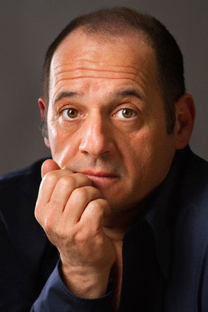 Julio Chávez in El visitante