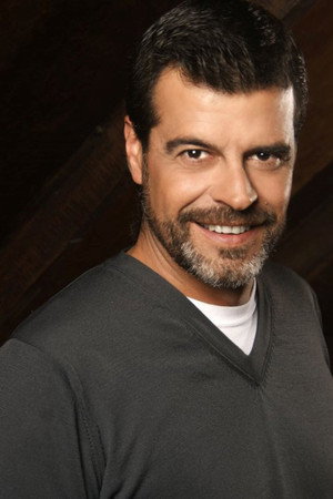 Andoni Ferreño in The Crack: Inception