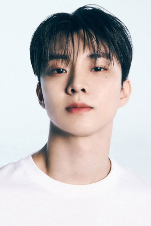 Q in THE BOYZ FAN CON: The Film Festival