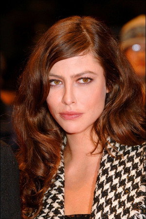 Anna Mouglalis in Leopardi