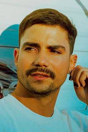 Andrés Salvatierra in Mi prima la sexóloga 2 (de la fantasía a la realidad)