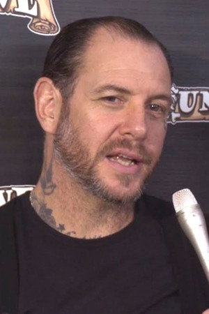 Mike Ness in Punk's Not Dead