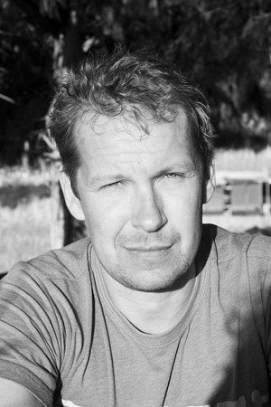 Niko Saarela in Knock, Knock