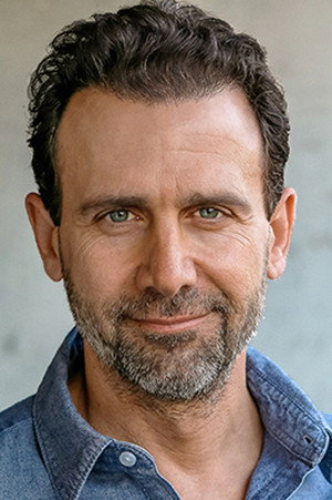 Eddie Bowz in Family Plan