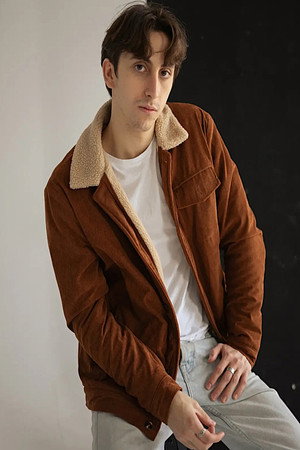 Adrián Doré in Cowboy de Ojitos Tristes