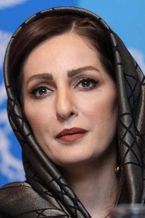 Shaghayegh Dehghan in Oxidan