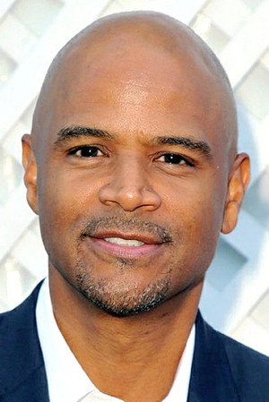 Dondré Whitfield in 35 and Ticking