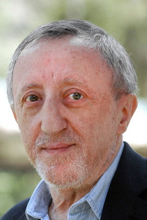 Carlo Delle Piane in Who Will Save The Roses?