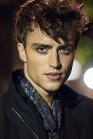 Matthew Ball in Like Water for Chocolate