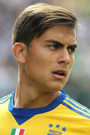 Paulo Dybala in Alta en el cielo