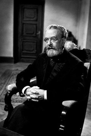 Fritz Hinz-Fabricius in The Glass Tower