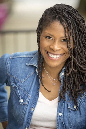 Verda Davenport in The Book Club