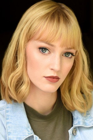 Leah Merritt in Best Friends Forever