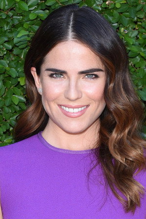 Karla Souza in Voy a Pasármelo Mejor