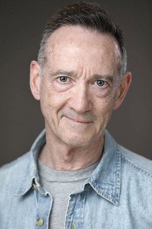 Charles Green in I'm the Mayor of Bimmi Gardens