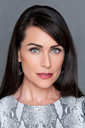 Rena Sofer in Carrie