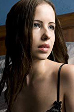 Kaylee Williams in The Lashman