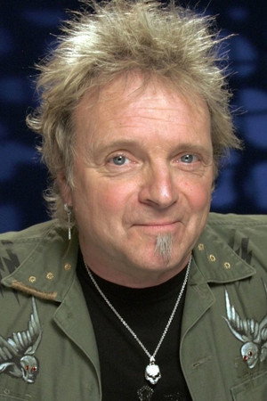 Joey Kramer in Aerosmith: MTV Unplugged