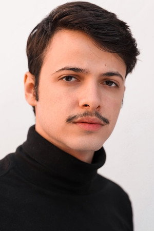 Eduardo Melo in Head Over Heels 2