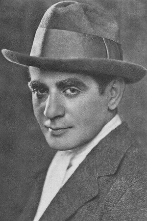 Eddie Polo in The Gray Ghost