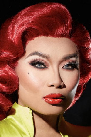 Jujubee in Stop! That! Train!