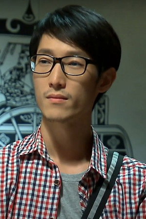 Kenny Gan in My Girlfriend is a Cannibal
